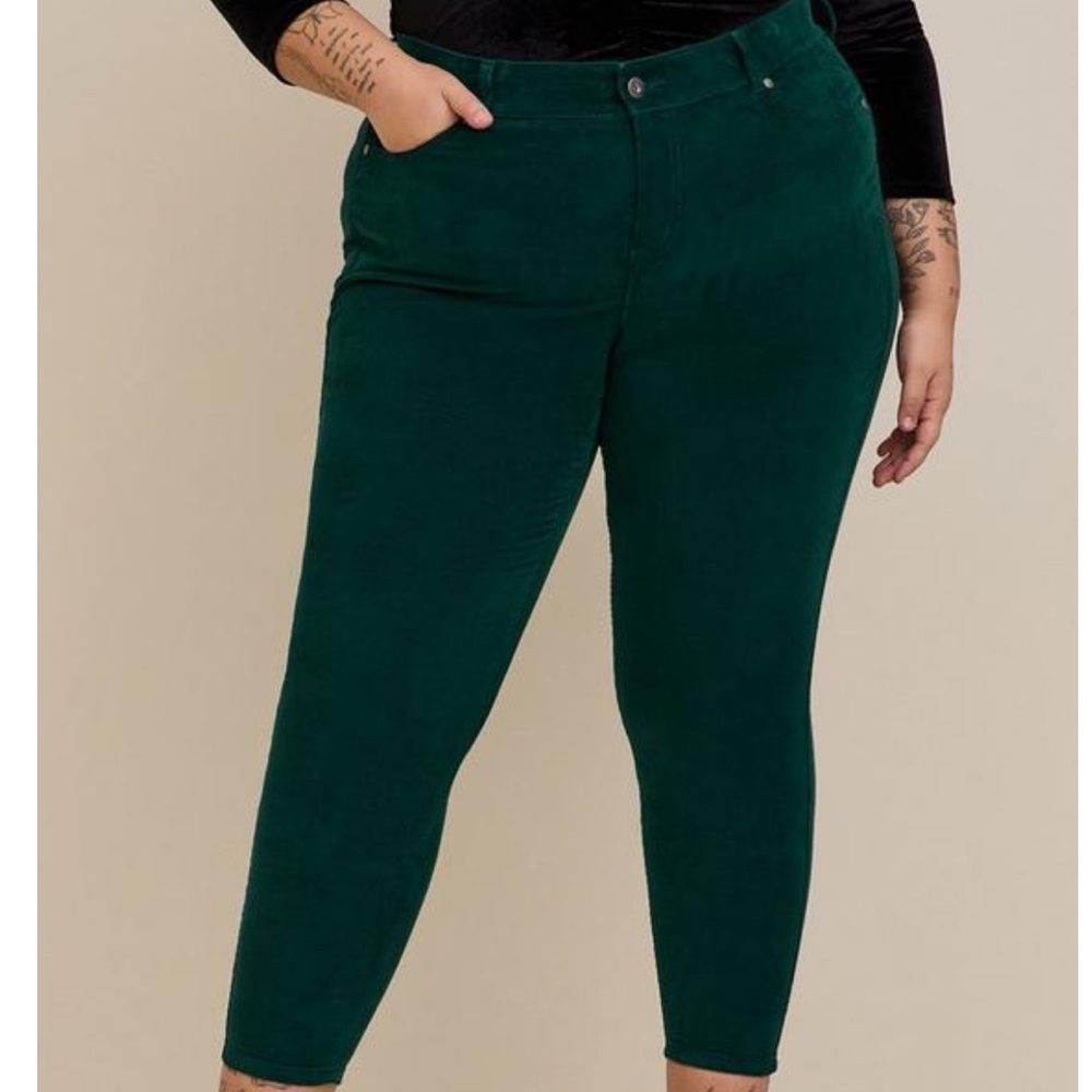 Bombshell Skinny Corduroy High-Rise Jean